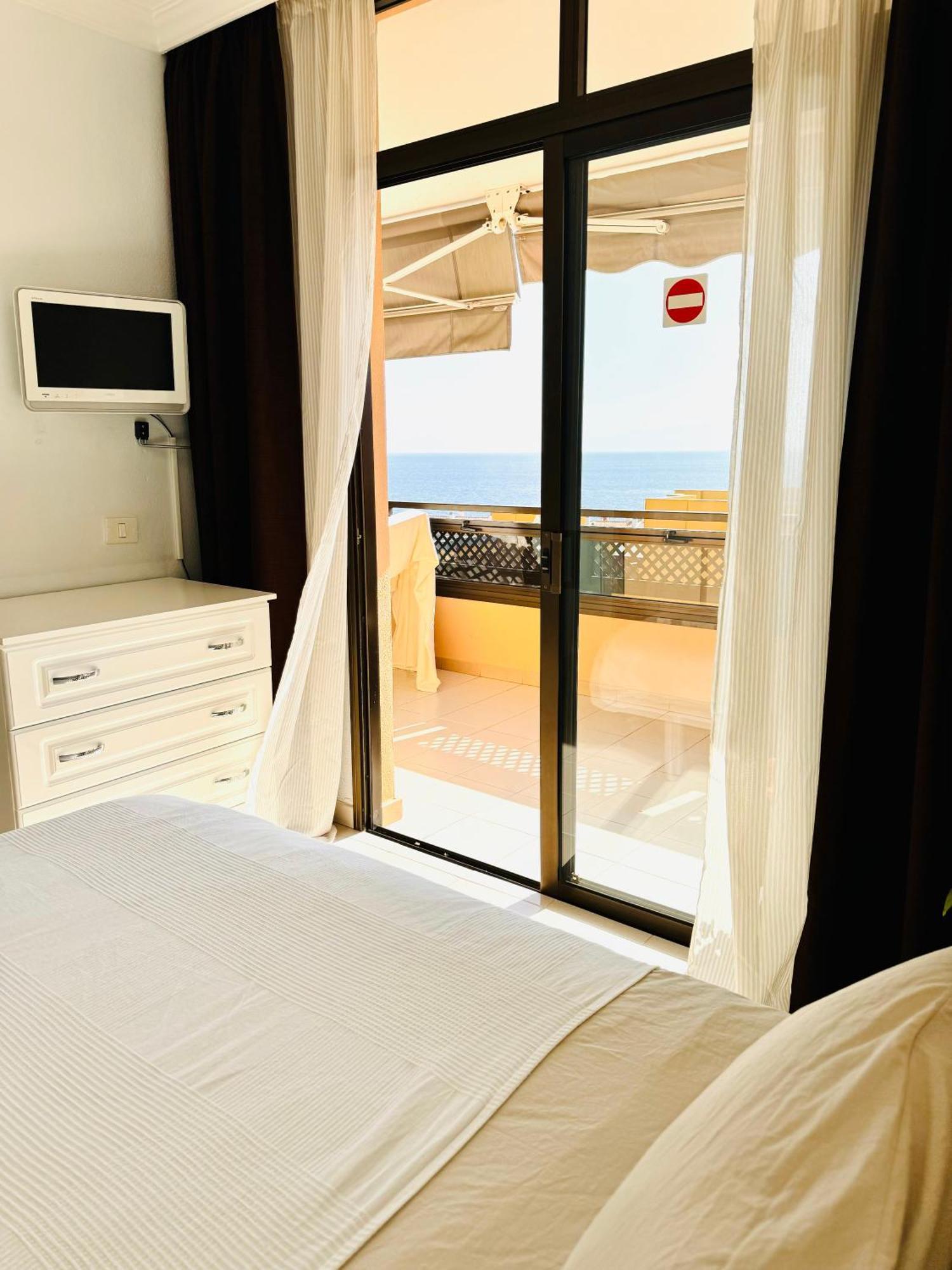 Casa Hugo - Ocean View, Quiet Pool, Fibre Net, Los Gigantes Puerto de Santiago  Exterior foto